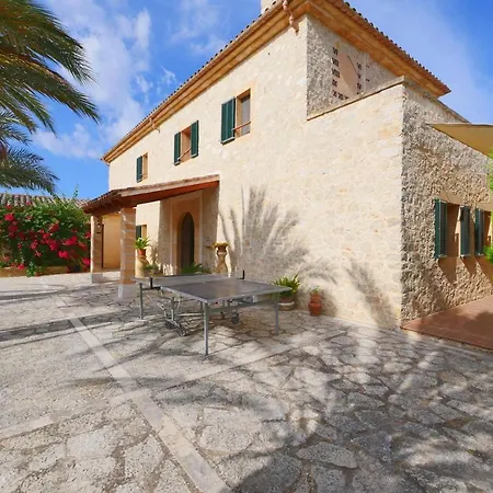 Holiday home Els Mitjans